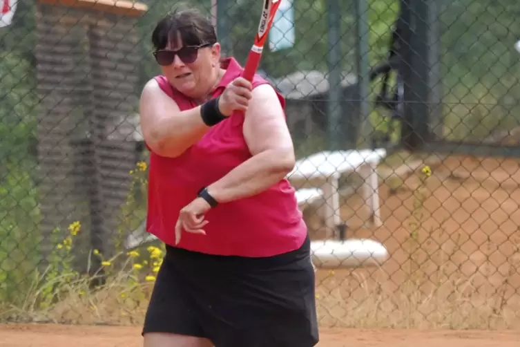 Edda Näher vom TC Kusel verlor deutlich gegen Silke Herrmann vom TC Offenbach-Hundheim. 