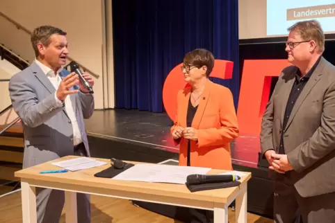 Die Europawahl nächstes Jahr im Blick: CDU-Parteichef Christian Baldauf (links) und die EU-Parlamentarier Christine Schneider un