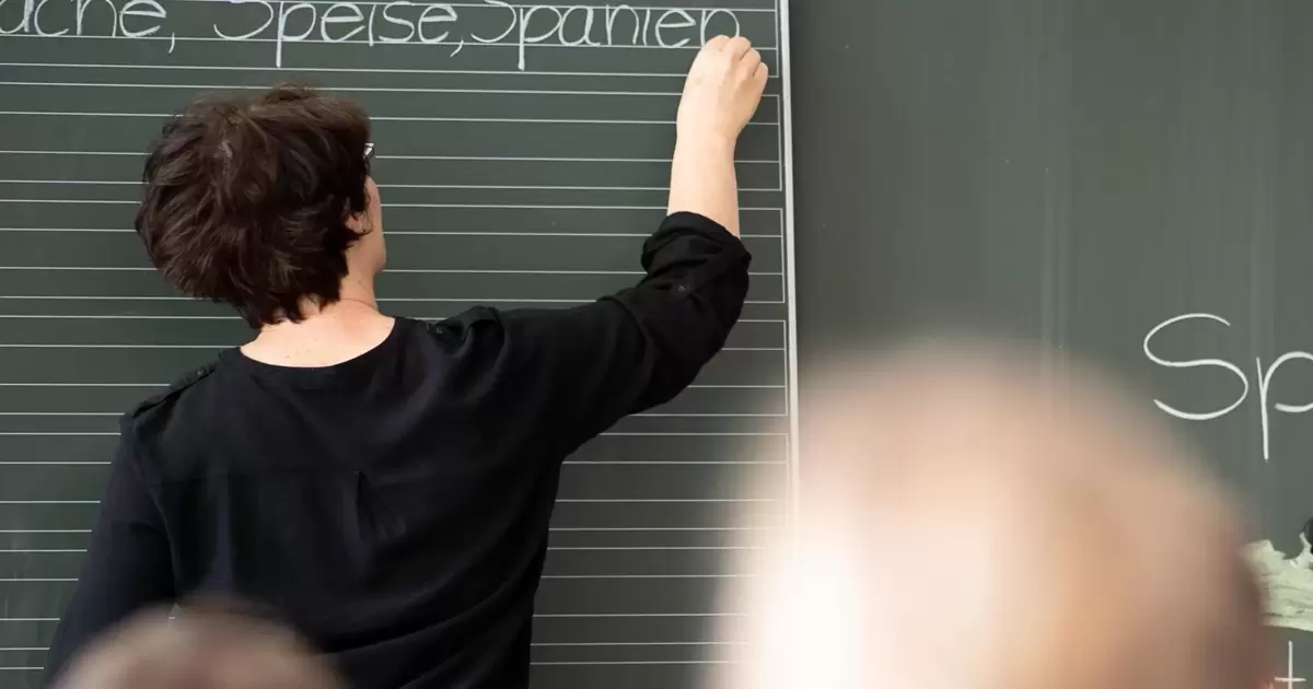 Addressing the Shortage of Special Needs Teachers in Mainz: Proposed Changes by the Rhineland-Palatinate State Government and School Authorities