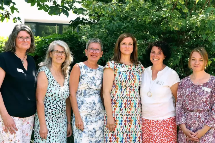 Das neue des Hospiz-Zentrums Südpfalz (von links): Antje Neubauer, Stefania Schweitzer, Ursula Zirkel, Susanne Ziegler, Kathrin 