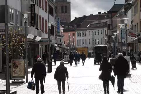 In Zweibrücken stieg der Hebesatz für die Grundsteuer B. Haushalte zahlen zwischen 50 und 100 Euro mehr im Jahr. 