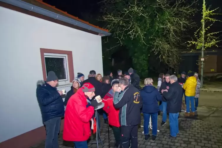 Am Dorfgemeinschaftshaus in Kleinsteinhausen; hier bei einer Veranstaltung der Echoschützen 2022.