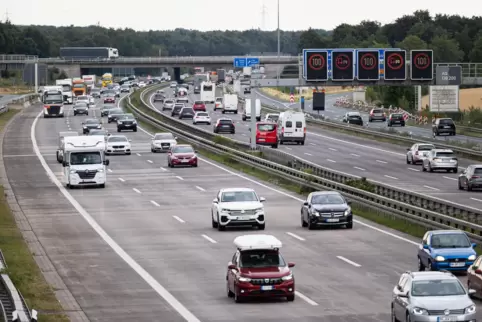 Die Autoversicherung ist erheblich teurer geworden. Laut Kfz-Versicherungsindex des Vergleichs- und Maklerportals Verivox kosten