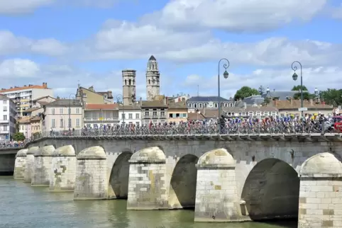 Die Brücke St. Laurent in Neustadts Partnerstadt Mâcon. 