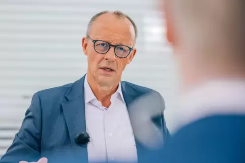 Im ZDF-Sommerinterview hatte sich CDU-Chef Friedrich Merz für einen „pragmatischen Umgang“ mit der AfD in Kommunen ausgesprochen