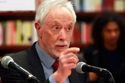  Der Literaturpreisträger gönnt uns einen Moment des Verschnaufens: J. M. Coetzee 