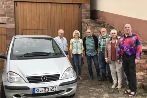 In Kottweiler-Schwanden wird ein Fahrdienst zu Arztpraxen für ältere oder anderweitig nicht mobile Bürger angeboten. Gefahren wi