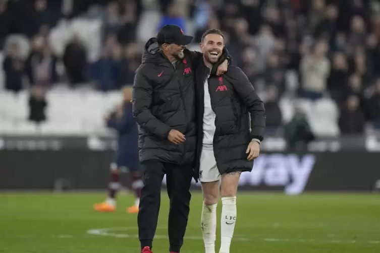 Nicht mehr vereint: Jordan Henderson (rechts) und Kulttrainer Jürgen Klopp. 