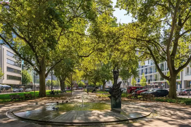 Schön und schattig: der Ludwigsplatz.