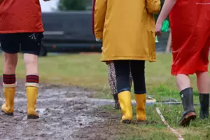 Der Beginn der Sommerferien stand in diesem jahr unter einem eher matschigen Stern. Aber keine Panik: Die Pfalz bietet auch Indo