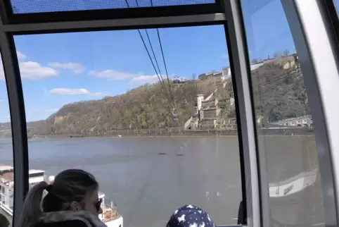 Die Stadt Koblenz lässt mit einem Gutachten überprüfen, ob das Land Zuschüsse verweigern darf, wenn die Stadt die Steuern nicht 