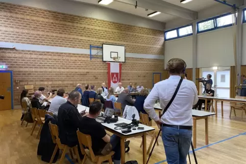 Am Dienstagabend ist der Gemeinderat im südpfälzischen Freisbach publikumswirksam zurückgetreten.