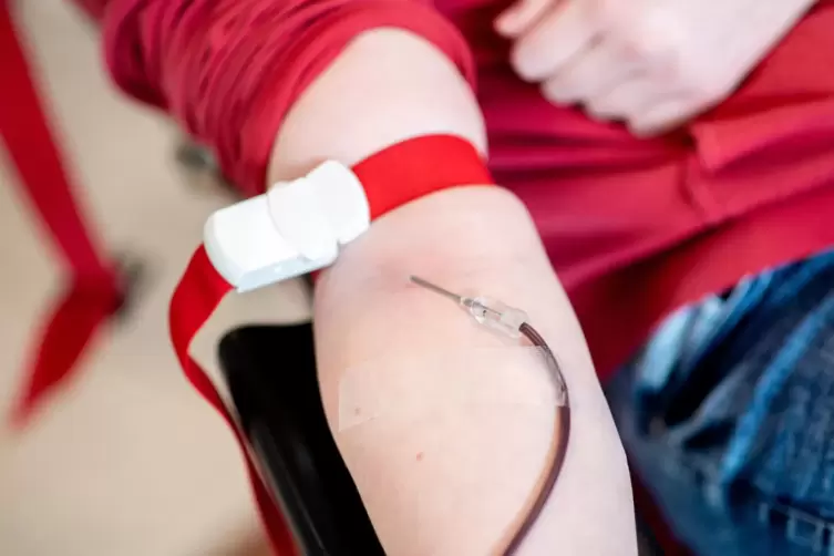 Blutspenden sind wichtig, damit kranke Menschen im Bedarfsfall mit Transfusionen versorgt werden können. 