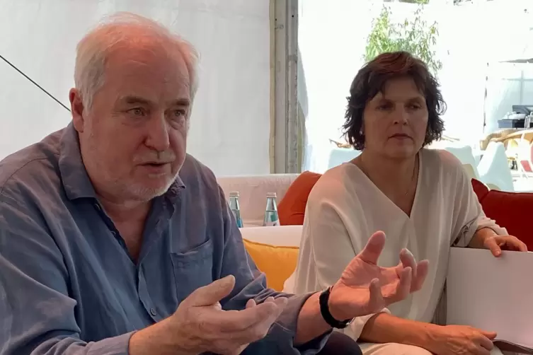 Daniela und Michael Kötz bei der Bilanzpressekonferenz am Freitagmittag. 