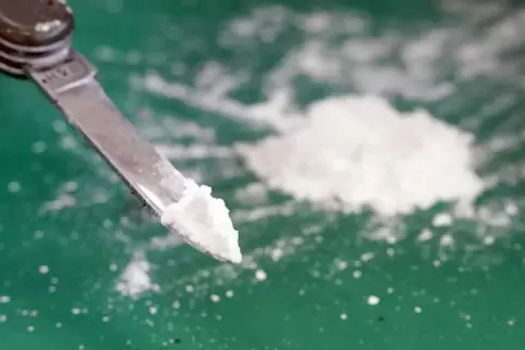 Der Ludwigshafener soll laut Anklage auch Kokain selbst hergestellt haben.