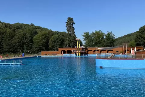 In der Waschmühle gibt es schlecht einsehbare Ecken. KI soll die Schwimmmeister bei der Aufsicht unterstützen. 