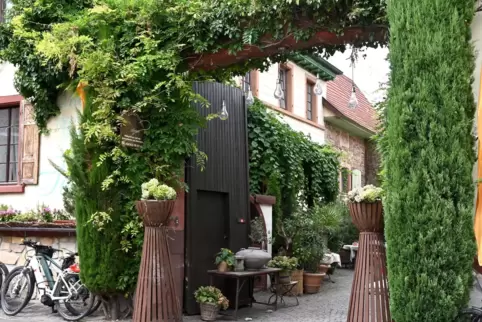 Das Café Solo in Weisenheim am Berg steht zum Verkauf. 