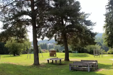 Um die 50 Jahre alt ist der Spielplatz im Bischof-Emanuel-Ring in Merzalben, den Kindergarten- und Grundschulkinder nutzen. 