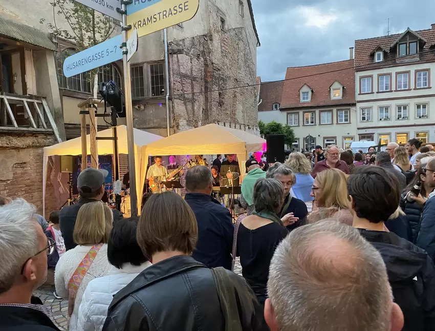 In den Uferschen Höfe wurde die »Blaue Stunde« gefeiert.