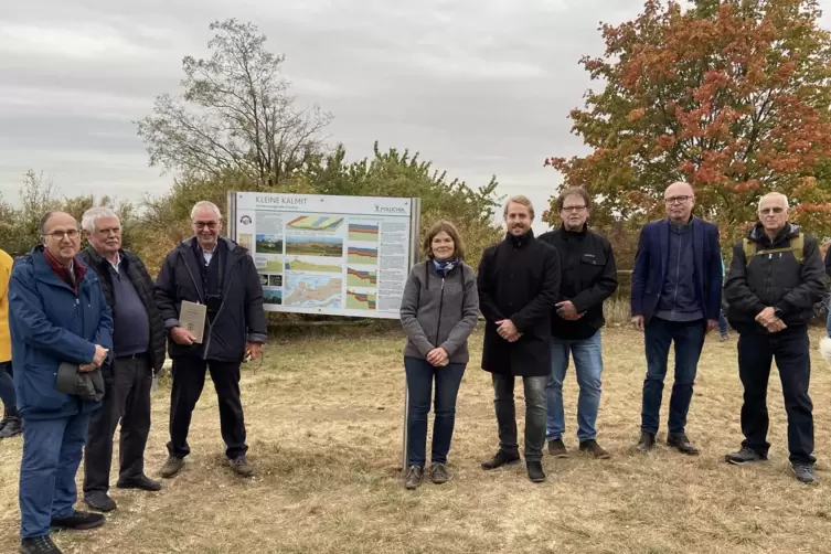 Unterstützer und Mitwirkende von links: Theo Falk, Walter Schneider, Michael Geiger, Dagmar Lange, Andreas Eberts, Markus Abel, 