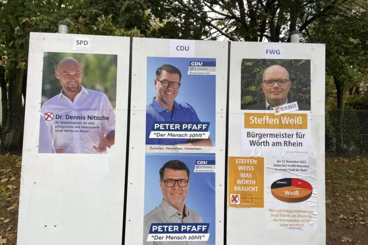 Die Kandidaten werben für sich. 