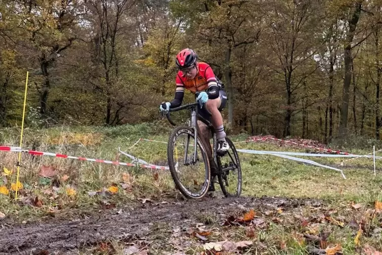 Schwierige Bedingungen gemeistert: Carl Dommermuth vom Bundenthaler FBA Cycling Team. 