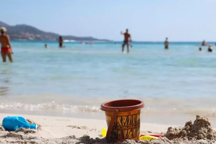 Für viele Deutsche, insbesondere Familien mit Kindern, der Inbegriff von Urlaub: Sonne, Strand, Meer. 