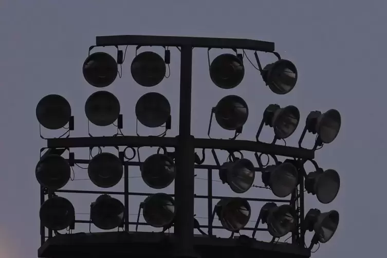 Das Flutlicht im Stadion blieb aus. 