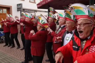 Singt auf dem Schillerplatz: der Siedlerchor.