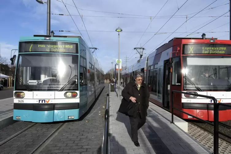 Bis Oppau fährt die Straßenbahn schon mal. Eine Verlängerung in Richtung Pfingstweide bleibt eine Vision.