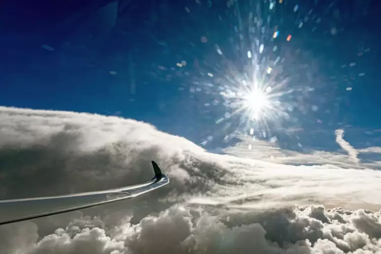 Die Piloten des FSV Neustadt erlebten im November Natur pur zwischen Wolken und Himmel.