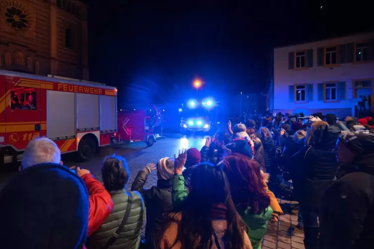 Stimmungsvolle Atmosphäre: Freitagabend am Domplatz. 