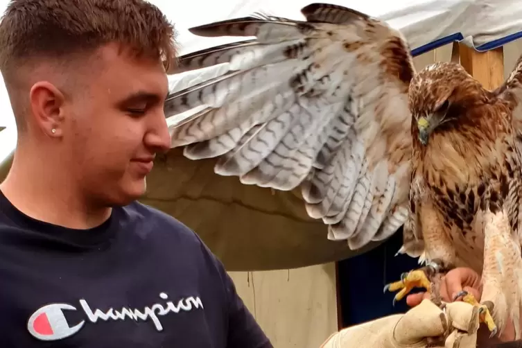 Auf einem Mittelaltermarkt: Damon S. kurze Zeit vor dem tödlichen Unfall.