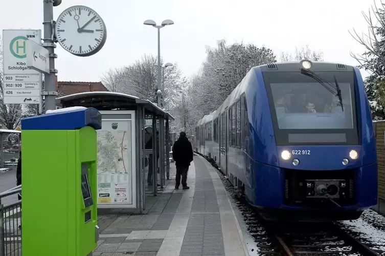 Von kommenden Montag bis Samstag fahren zwischen Kirchheimbolanden und Freimersheim wegen Gleisbauarbeiten keine Züge. 