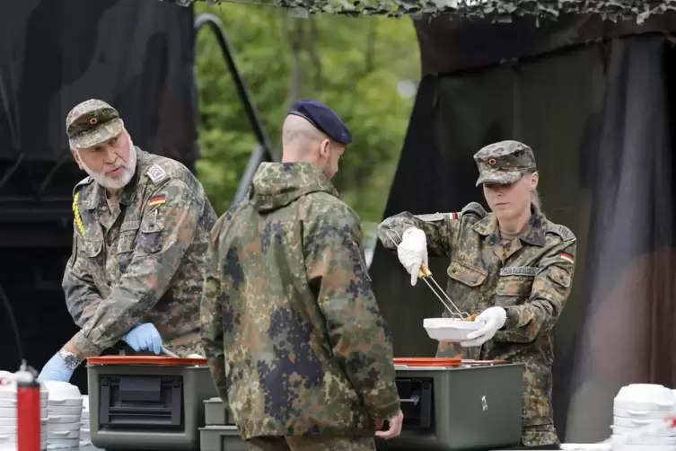 Gutes Essen ist wichtig bei der Bundeswehr. 