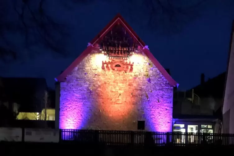 Rockenhausen leuchtet: Das Carillon am Museum für Zeit ist ein Mittelpunkt des Festivals..