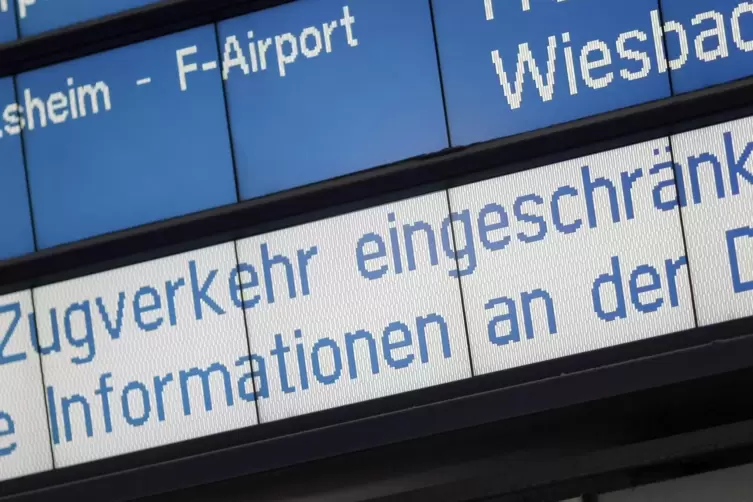 Anzeigen wie diese bekommen immer häufiger Bahnkunden zu sehen.