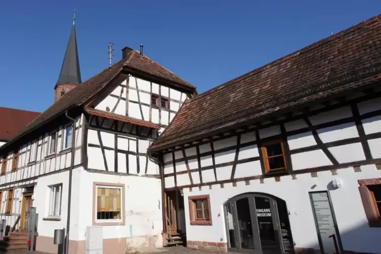 Es gibt Gründe, warum es nicht zu dem geplanten Konzert im Herxheimer Heimatmuseum kam.