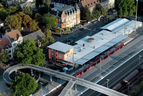 Der Speyerer Bahnhof.