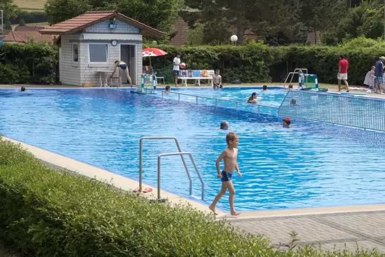 Wenn Bosenbach sein Freibad halten will, müsste der Gemeinderat die Grundsteuer auf das Dreifache anheben.