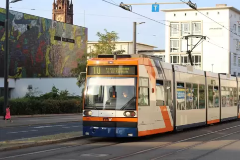 Die Linie 10 fährt werktags nur noch im 20-Minuten-Takt. 