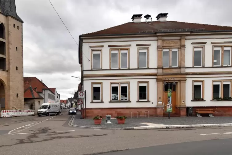 Das Denkmal soll einen Platz vor der Ortsverwaltung bekommen. 