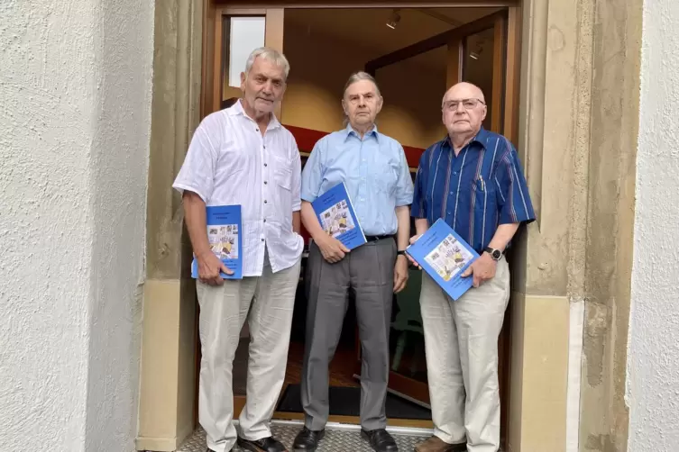 Manfred Nachbauer, Johann Schaffer und Dieter Chormann (von links) im Uhl’schen Haus.