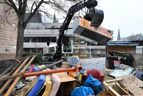 20231221_hertie_baustelle_bauhof_aufraeumarbeiten_02