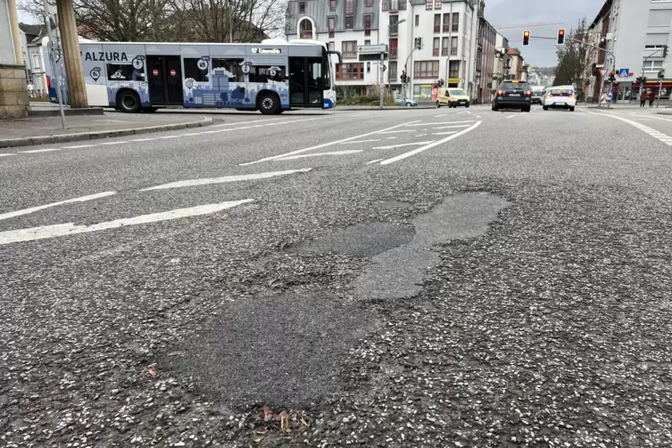 Etwa 40 Prozent der Lautrer Straßen sind in einem schlechten Zustand.