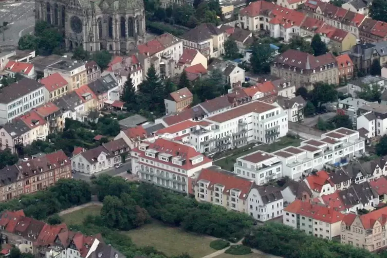 Schickes Carrée nahe Feuerbachpark und Gedächtniskirche: das Marienheim-Quartier.