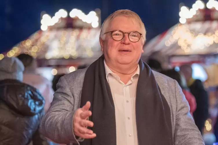 „Mister Hans“: Hans-Ludwig Tillner sorgt seit Jahren für einen reibungslosen Ablauf beim Zirkus. 