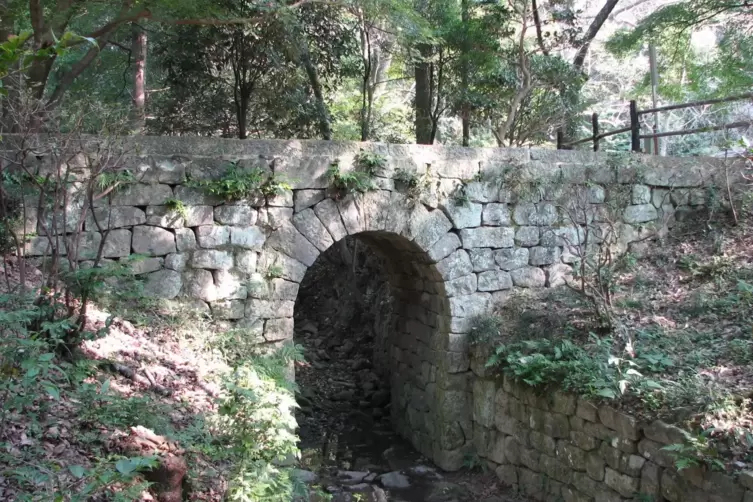 Deutsche Wertarbeit: die „Doitsu-bashi“, die deutsche Brücke also, von Kriegsgefangenen nahe des Lagers Bando errichtet. Steht i