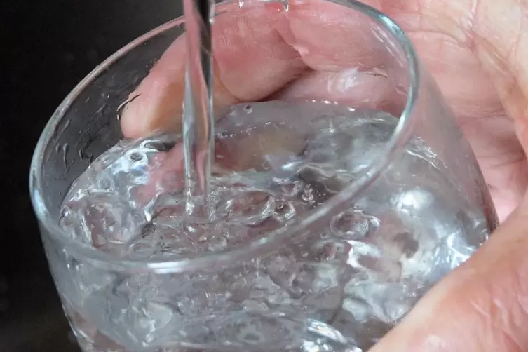 Anwohner der Hauptstraße haben zum zweiten Mal in zwei Tagen kein Wasser. 