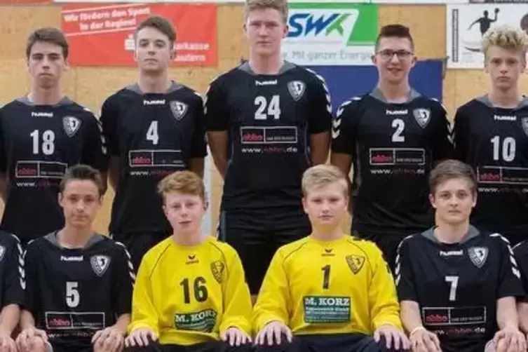 In der Dansenberger Jugend Teamkollegen: der heutige Nationalkeeper David Späth (Nummer 1) und die jetzigen TSR-Spieler Max Heri